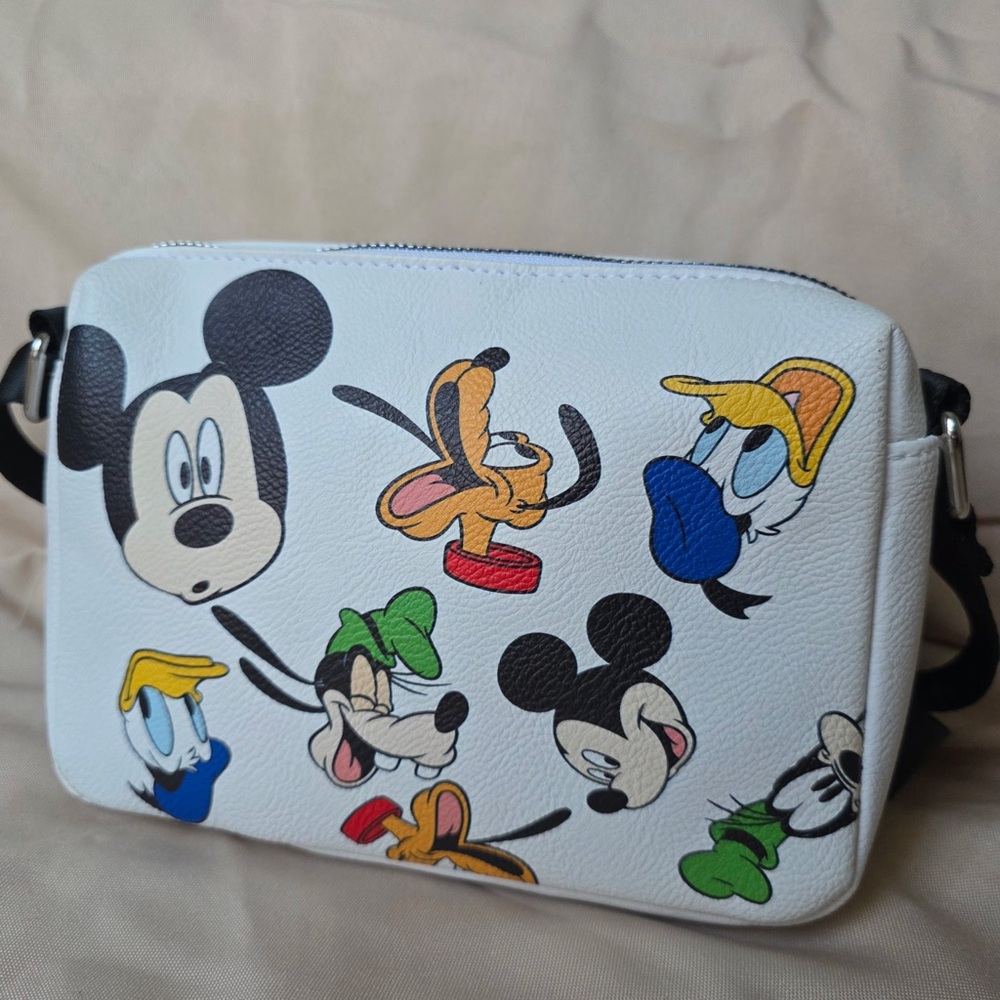 Disney White Leatherette Cartoon Face Bag